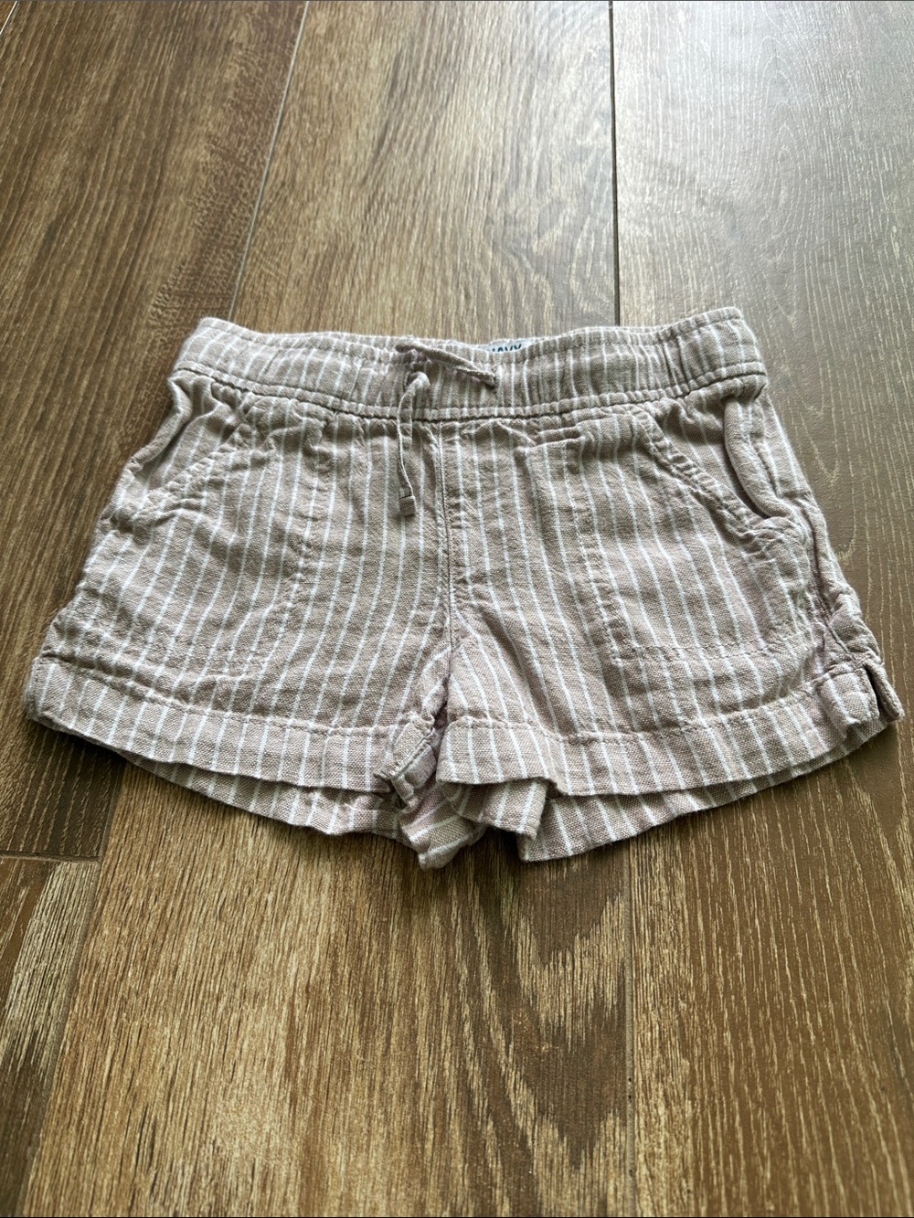 Old navy toddler size 5 (true size 4) beige linen Casual Shorts